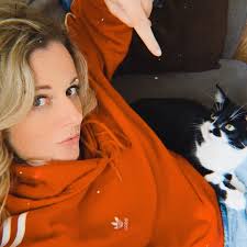 Tan Smith is fundraising for Refuge