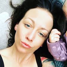 Podívejte se, co radka prachařová (rprachaov) nalezl(a) na pinterestu, největší sbírce nápadů na světě. Agata Pracharova About Maternity I Will Probably Collapse Soon