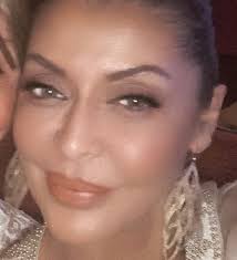 Azita Arbab ( Makeup Artist )