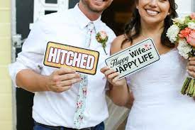 Aug 04, 2020 · a photo booth set up need not be an absolute eyesore. Should I Have A Photo Booth At My Wedding The Pros Cons Penny Co