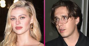 She attended several prestigious new york private schools. T3cpxipknxbfjm