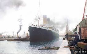 The Titanic In The Port Of Southampton England In April 1912 Shortly Before It S Maiden Voyage To New York That It Would Neve Rms Titanic Real Titanic Titanic