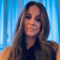 8 "Anne Nolet" profiles