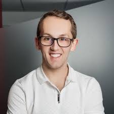 Taylor Kahn's Instagram, Twitter & Facebook