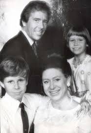 The year after margaret and tony's wedding, margaret gave birth to their first child, a son named david, in. Margaret S Down To Earth Daughter Sarah Has Been Thrust Into Spotlight Princess Margaret Lady Sarah Chatto Lady Sarah Armstrong Jones