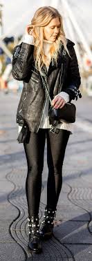biker boots mit perlen w sacha schuhe fashion blog sunnyinga modestil london outfit outfits damen