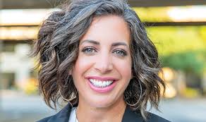 Wendy Nolasco's Instagram, Twitter & Facebook