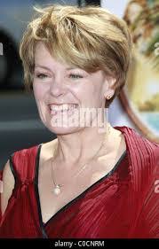 Wendy Orr's Instagram, Twitter & Facebook