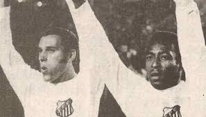 Uruguayan band el cuarteto de nos wrote the song me amo (i love myself) in which the chorus sings como narciso soy (i am like narcissus). Ocho Argentinos Que Dejaron Huella En El Futbol De Brasil Mundo D