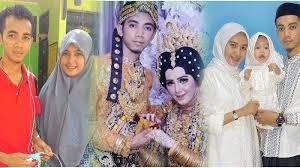 Namaku dio, umurku saat ini 16 tahun dan telah duduk dikelas 1 sma. Viral Kisah Cinta Guru Murid Awalnya Diidolakan Gegara Mirip Artis Idolanya Kini Nikah Punya Anak Tribunnewsmaker Com