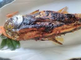 Ada banyak cara memasak ikan seperti resepi ikan bakar portugis dan resepi ikan bakar berempah. Dapur Cempakasari Ikan Cencaru Bakar Berempah