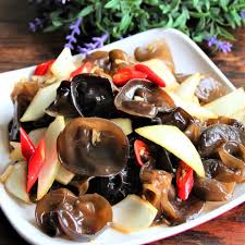 Simply mixing these two ingredients. Black Fungus And Onion Salad Recipe Food Recipe Today