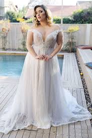 Where To Find Gorgeous Plus Size Wedding Dresses Plus Wedding Dresses Plus Size Wedding Gowns Sweetheart Wedding Dress