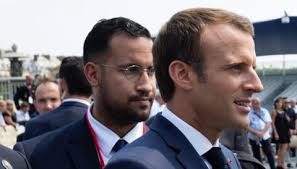 Il Vivait Dans L Intimite Du Couple Presidentiel Le Detail Qui Prouve Que Benalla Et Macron