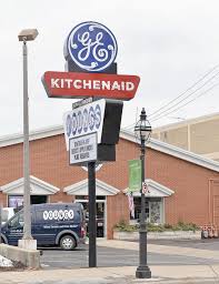 Youngs appliances, appliances, building/remodeling, refrigeration, retail, water filtration. Young S Appliances In Glen Ellyn Celebrates 85th Anniversary Shaw Local