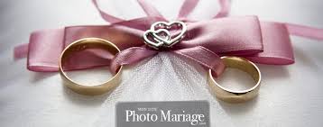 Pendant longtemps le faire part mariage s'est fait blanc ou écru, avec des arabesques, un lettrage en italique (en particulier la lettre anglaise) et parfois une. Faire Part Mariage Remercier Les Futurs Maries Pour Leur Invitation