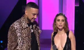 Mtv Vmas French Montana Accused Of Staring At Allison Brie S Chest Daily Mail Online