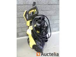 In this video i show the machine and attachments, demonstrating various cleaning jobs out. High Pressure Cleaner Karcher K4 Full Control
