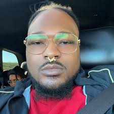 I was told it's fine but I'm still worried. Why does my cresty like to  sleep