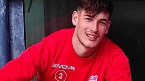 Manuel Puglisi morto a 22 anni per un fatale incidente in moto, calcio  giovanile in lutto