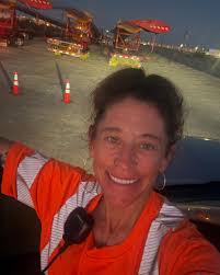 Ready to roll out!!! Illinois bound and back to steering my husband…feels  much better to me. Gonna be a great trip!!! Beautiful sunrise to take off  with this morning