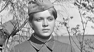 10 актёров и актрис знаменитого советского фильма «…а зори здесь тихие» 1972 года. A Zori Zdes Tihie 2 Aktrisa Iz Kultovogo Sovetskogo Filma Zayavila Chto Ne Sobiraetsya Smotret Rimejk Shou Biz Na Joinfo Com