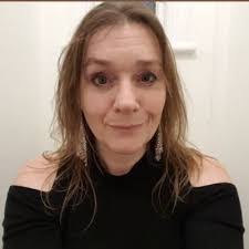 Carole Abbott's Instagram, Twitter & Facebook