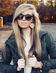 This is my actual worst nightmare. 15 Splendid Blonde Hairstyles With Brown Underneath 2020