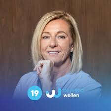 Maak kennis met onze lijstduwer: Heidi Wijgaerts 👨‍👩‍👧‍👦Heidi is de  echtgenote van Andy Lurquin, trotse mama van Louise & Stef, mimi van Lily &  Theo, en baasje van Eazy 🖌 Met haar