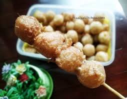 Memiliki bahan dasar sama seperti cilok dan cireng, namun yang membedakan adalah cilor disiram jajanan anak sd di bandung ini sekarang ada hampir di semua kota di indonesia, loh. Resep Cilor Enak Dan Empuk Haniya Kitchen