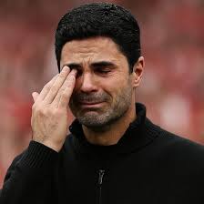 Arsenal's fifth consecutive trophyless season in major competitions