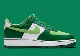 Start filtering the raffle guide and enter your favorite raffles. Nike Air Force 1 St Patricks Day Dd8458 300 Sneakernews Com