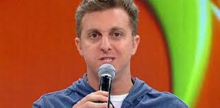 Resultado de imagem para INTERNAUTAS BRINCAM COM POSSÍVEL CANDIDATURA DE LUCIANO HUCK: charges