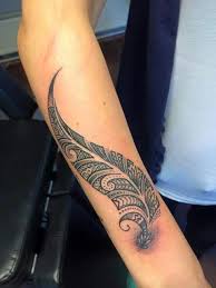 Maori Feder Mit Bildern Maorie Tattoo Vorlagen Maori Tattoo Frau Feder Tattoo