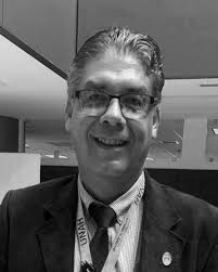 LA VIDA DEL DR. CARLOS ERNESTO BERNHARD