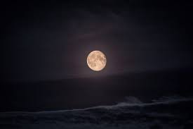 Photo was taken at uptown cagayan de oro, philippines on april 7, 2020. Super Pink Moon The Biggest Brightest Of 2020 To Be Visible In Cebu On April 8 Sugbo Ph Cebu