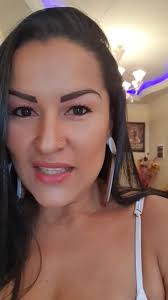 Kelly Santos Cantora