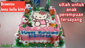 Bersamaan dengan ulang tahun alfamidi yang ketujuh, pt midi utama indonesia, tbk, menghadirkan program semarak ulang tahun bertajuk gratis koleksi 25 magnetic name tag hello kitty around. Kue Ultah Hello Kitty Untuk Anak Perempuan Kue Ultah Brownies Karakter Hello Kitty Youtube