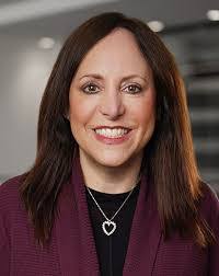 Julie Nadel's Instagram, Twitter & Facebook