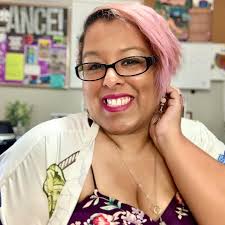 2020 to 2024… 🤯 (pre author-author) Lost near 40lbs between then and now.  I wish I said it was because I tried but honestly, it was due to stress and  exhaustion. But