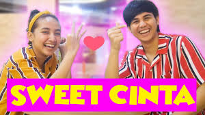 Keseruan game whatsapp ini akan terjadi saat kamu bisa menebak apa maksud dari rangkaian emoji tersebut, apalagi bisa terjalin obrolan yang nyambung. Truth Or Dare Bareng Pacar Bahaya Jangan Ditiru Youtube