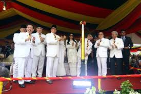 Pelantikan ketua menteri sarawak reaksi pemimpin dan rakyat sarawak 13 jan 2017 youtube. Sambutan Hari Sarawak Imbas Sejarah Utusan Borneo Online