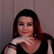 Cassie Eads's Instagram, Twitter & Facebook