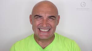 Jose Luis Capote. Oral Rehabilitation: Dental Implants and Veneers