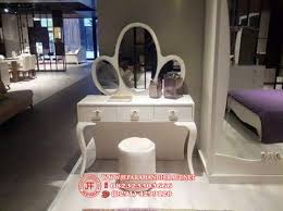 Pembayaran mudah, pengiriman cepat & bisa cicil 0%. Harga Meja Rias Minimalis