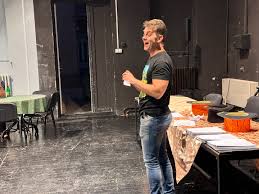 A drámákat a költők megírták, a rendezők kihúzták őket, megkezdődtek az  olvasópróbák! Antal Attila