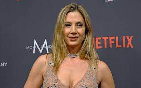 Mira sorvino plastic surgery mira sorvino 图像图像尺寸x 从bale134. Mira Sorvino Plastic Surgery Her Wrinkle Free Face Sparked Plastic Surgery Rumors Are They True Idol Persona