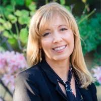 Susie Kessinger's Instagram, Twitter & Facebook