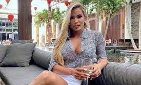 How To Find A Trophy Wife Or Girlfriend - Tips To Finding A Trophy Wife