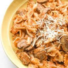 Farfalle Pasta With Light Creamy Mushroom Rose Sauce Recipe Pasta Dishes Rose Pasta Farfalle Pasta